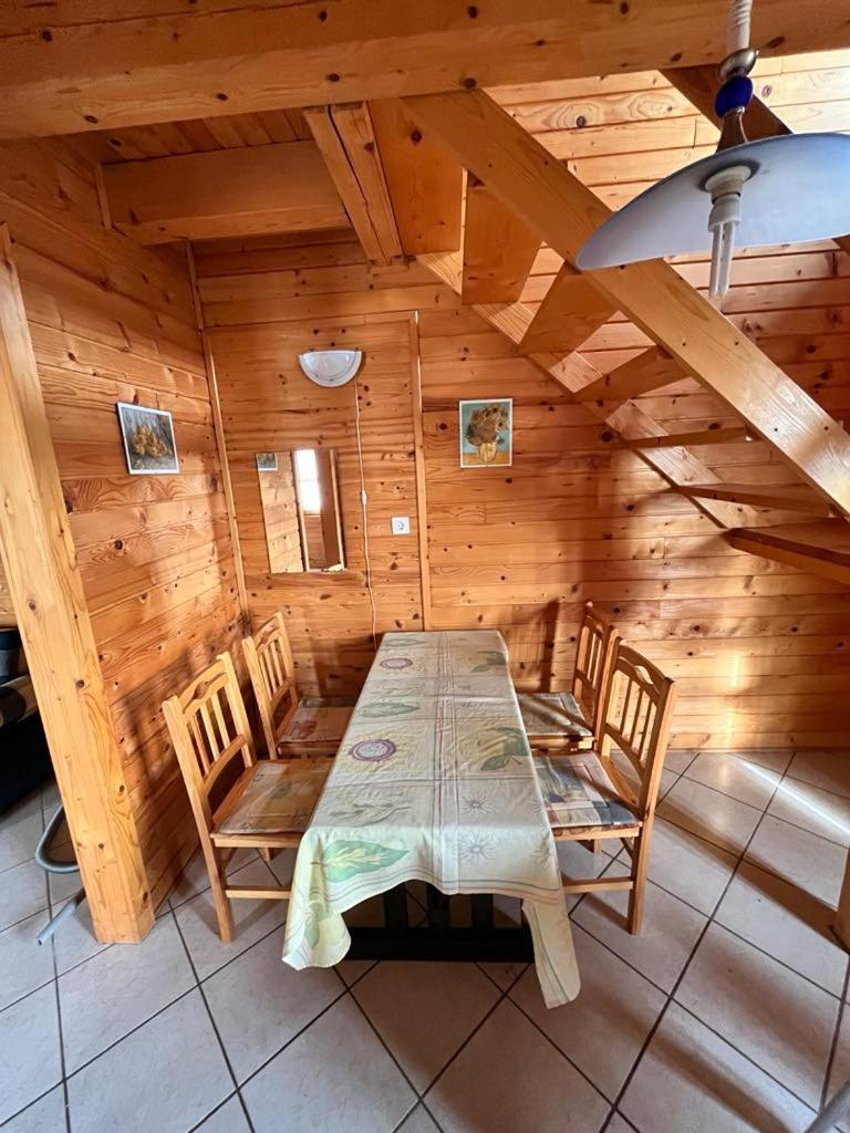 Almos Apartman Balatonfenyves Exterior foto